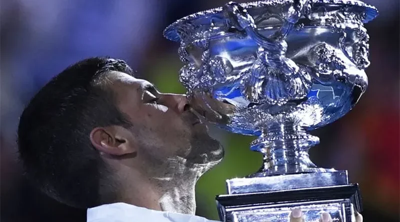 Djokovic crushes Tsitsipas to win 10th Australian Open