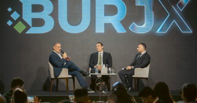 BurjX-Panel-Session_Walid-Abou-Zaki_Editor-Unlock-Blockchain-(left)_Adam-Ferris-Co-founder-&-Chairman-(middle)_Omar-Abbas-Co-founder-&-CEO-(right)