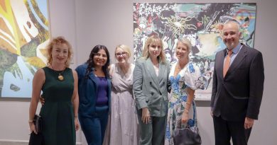 Ambassador Tirmizi Visits Etihad Modern Art Gallery to Celebrate Pakistani Artists