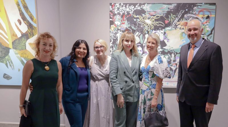 Ambassador Tirmizi Visits Etihad Modern Art Gallery to Celebrate Pakistani Artists