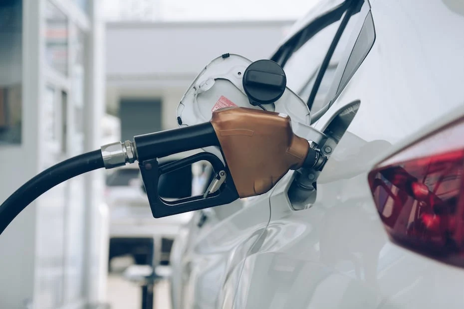UAE Fuel Prices Rise in April 2026: Full Tank Cost Jumps Sharply 2 UAE Fuel Prices Rise in April 2026: Full Tank Cost Jumps Sharply